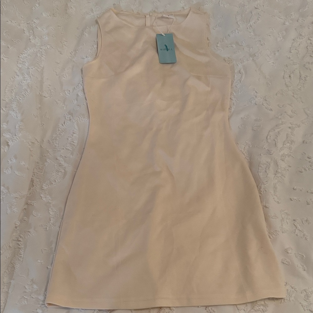Elegant Cream Sleeveless Dress